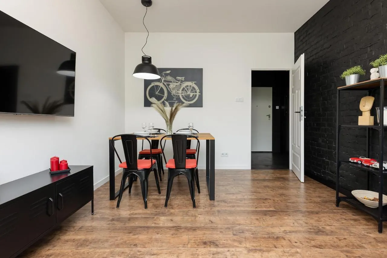 Stylish & Trendy 1 Bedroom Apartment Wola With Parking By Renters Warszawa 0*,