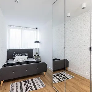 Apartament Superapart Jana Pawla Ii, 302 Cozy Urban Retreat, Perfect For Couples